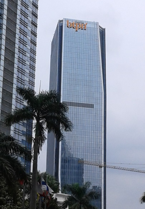 BTPN Tower merupakan gedung perkantoran  yang terletak  di Jl. Dr. Ide Anak Agung Gde Agung, Jakarta Selatan. Gedung ini memiliki total luas bangunan 60.418 met...