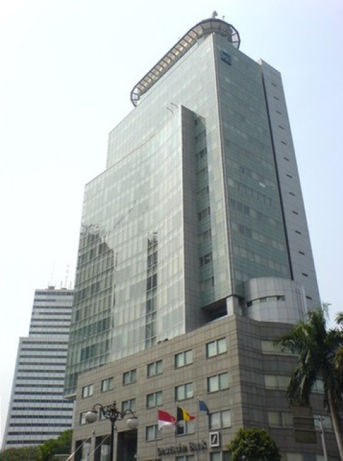 Gedung Tamara merupakan gedung perkantoran yang didesain oleh arsitek dari Accasia dan dibangun pada tahun 1990 yang kemudian diresmikan pada tahun 1991. Gedung...