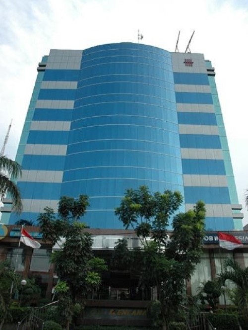 Gedung Graha Kencana terletak di Jl. Raya Perjuangan, Jakarta Barat. Gedung ini memiliki total luas bangunan 10.000 meter persegi, terdiri dari 8 lantai dan lua...