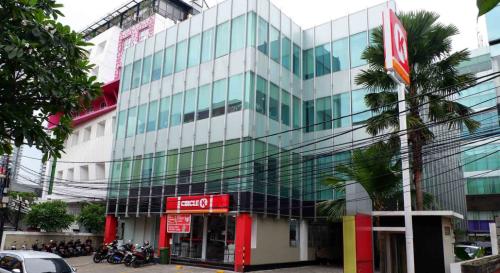 Completed office rent lease, sewa kantor | We provide Indonesia infrastructure map on various property sectors and data. Access property listings, infrastructure developments, news, and valuable transaction data for informed decisions.