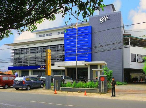 Graha STR terletak di Jl. Ampera, Jakarta Selatan. Gedung ini memiliki total luas bangunan 3.699 meter persegi, terdiri dari 4 lantai dan luas per lantainya sek...