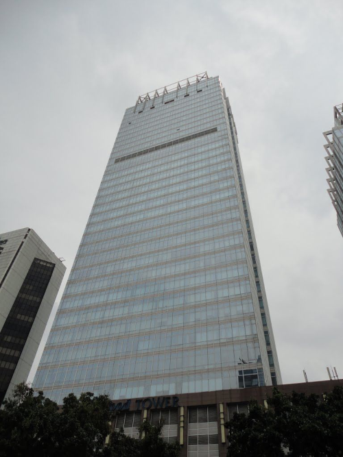 Menara Thamrin merupakan gedung perkantoran yang berlokasikan di kawasan CBD tepatnya di Jalan M. H. Thamrin, Jakarta Pusat. Gedung ini dirancang oleh Kajima Co...