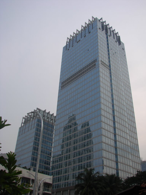 Menara Thamrin merupakan gedung perkantoran yang berlokasikan di kawasan CBD tepatnya di Jalan M. H. Thamrin, Jakarta Pusat. Gedung ini dirancang oleh Kajima Co...