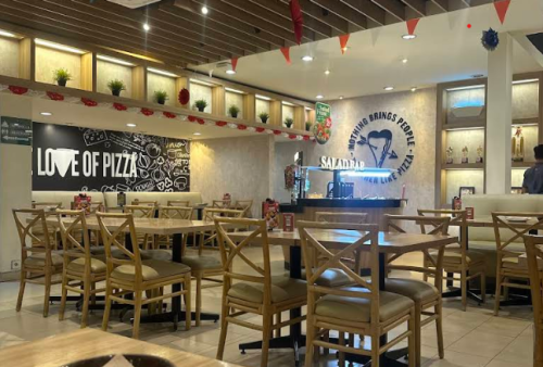 Pizza Hut Jatiwaringin, Stand Alone Retail | We provide Indonesia infrastructure map on various property sectors and data. Access property listings, infrastructure developments, news, and valuable transaction data for informed decisions.