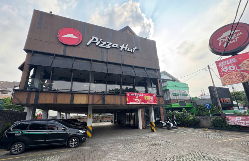 Pizza Hut Rancho TB Simatupang, Stand Alone Retail | We provide Indonesia infrastructure map on various property sectors and data. Access property listings, infrastructure developments, news, and valuable transaction data for informed decisions.