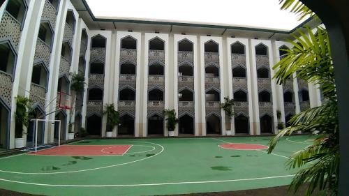 Al Izhar Primary Islamic School, 私立学校 | We provide Indonesia infrastructure map on various property sectors and data. Access property listings, infrastructure developments, news, and valuable transaction data for informed decisions.