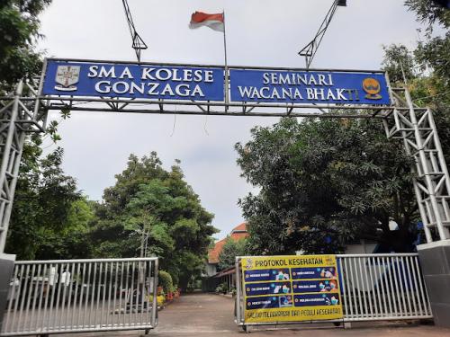 Kolese Gonzaga Senior High School, 私立学校 | We provide Indonesia infrastructure map on various property sectors and data. Access property listings, infrastructure developments, news, and valuable transaction data for informed decisions.