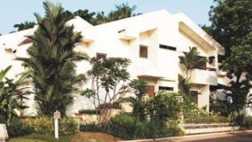 Kemang Club Villas, 服务 出租公寓 | We provide Indonesia infrastructure map on various property sectors and data. Access property listings, infrastructure developments, news, and valuable transaction data for informed decisions.