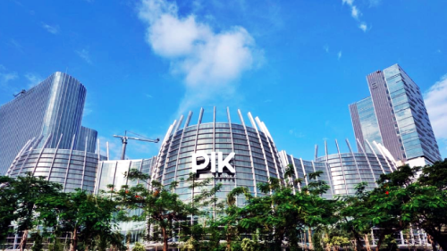 Pantai Indah Kapuk 1 (PIK 1), terletak di Penjaringan, Jakarta Utara, adalah kawasan hunian dan komersial yang menawarkan pengalaman hidup mewah dan modern. Kaw...