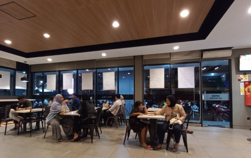 Richeese Factory Fatmawati, Stand Alone Retail | We provide Indonesia infrastructure map on various property sectors and data. Access property listings, infrastructure developments, news, and valuable transaction data for informed decisions.