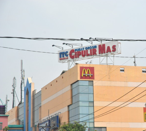 ITC Cipulir Mas, 分层零售 | We provide Indonesia infrastructure map on various property sectors and data. Access property listings, infrastructure developments, news, and valuable transaction data for informed decisions.