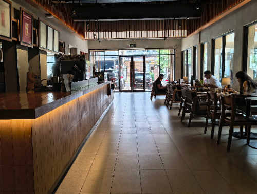 Starbucks Cik Ditiro, Stand Alone Retail | We provide Indonesia infrastructure map on various property sectors and data. Access property listings, infrastructure developments, news, and valuable transaction data for informed decisions.