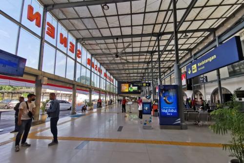 Pasar Senen Station, 城际站 | We provide Indonesia infrastructure map on various property sectors and data. Access property listings, infrastructure developments, news, and valuable transaction data for informed decisions.