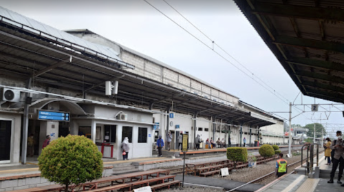 Angke Station, 通勤站 | We provide Indonesia infrastructure map on various property sectors and data. Access property listings, infrastructure developments, news, and valuable transaction data for informed decisions.