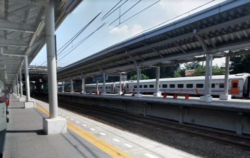 Cakung Station, 通勤站 | We provide Indonesia infrastructure map on various property sectors and data. Access property listings, infrastructure developments, news, and valuable transaction data for informed decisions.