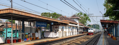 Gang Sentiong Station, 通勤站 | We provide Indonesia infrastructure map on various property sectors and data. Access property listings, infrastructure developments, news, and valuable transaction data for informed decisions.