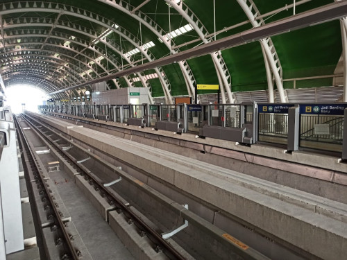 Jatibening Baru Station, 轻轨站 | We provide Indonesia infrastructure map on various property sectors and data. Access property listings, infrastructure developments, news, and valuable transaction data for informed decisions.