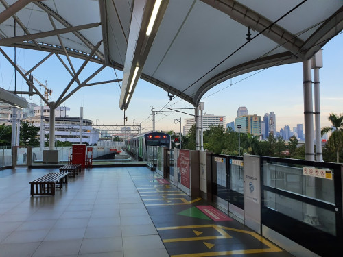 Blok M BCA Station, 捷运站 | We provide Indonesia infrastructure map on various property sectors and data. Access property listings, infrastructure developments, news, and valuable transaction data for informed decisions.