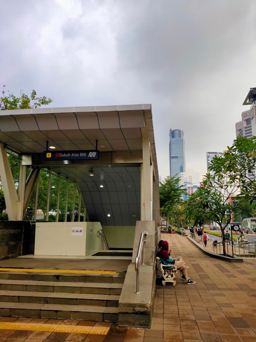 Dukuh Atas BNI Station, 捷运站 | We provide Indonesia infrastructure map on various property sectors and data. Access property listings, infrastructure developments, news, and valuable transaction data for informed decisions.