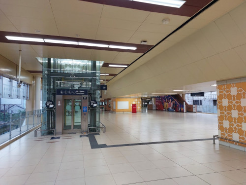 Haji Nawi Station, 捷运站 | We provide Indonesia infrastructure map on various property sectors and data. Access property listings, infrastructure developments, news, and valuable transaction data for informed decisions.