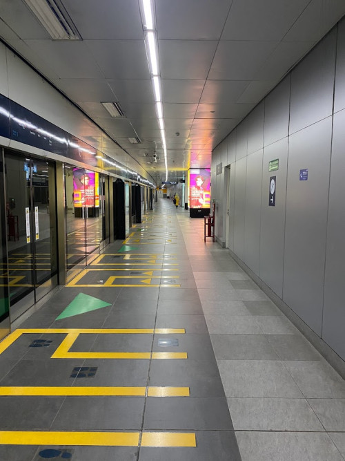Istora Mandiri Station, 捷运站 | We provide Indonesia infrastructure map on various property sectors and data. Access property listings, infrastructure developments, news, and valuable transaction data for informed decisions.