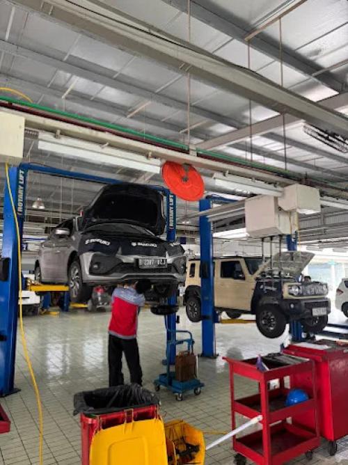 BIT Suzuki Pulo Gadung, Automotive Dealership | We provide Indonesia infrastructure map on various property sectors and data. Access property listings, infrastructure developments, news, and valuable transaction data for informed decisions.