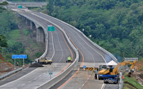 Jl. Tol Ciawi - Sukabumi Seksi II, III, IV, 收费公路 | We provide Indonesia infrastructure map on various property sectors and data. Access property listings, infrastructure developments, news, and valuable transaction data for informed decisions.