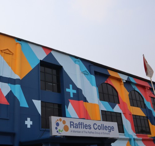 Raffles College (Raffles@Citywalk), 大学 | We provide Indonesia infrastructure map on various property sectors and data. Access property listings, infrastructure developments, news, and valuable transaction data for informed decisions.