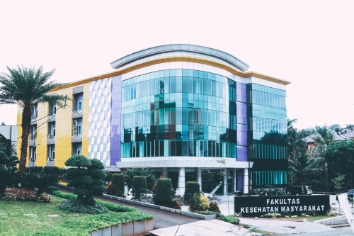 Muhammadiyah University of Jakarta Nursing, Medical and Healthcare Academy, 大学 | We provide Indonesia infrastructure map on various property sectors and data. Access property listings, infrastructure developments, news, and valuable transaction data for informed decisions.