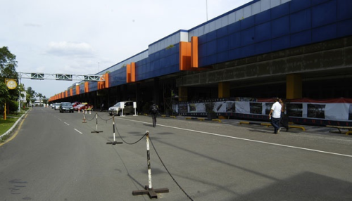 Halim Perdanakusuma Airport, 飞机场 | We provide Indonesia infrastructure map on various property sectors and data. Access property listings, infrastructure developments, news, and valuable transaction data for informed decisions.