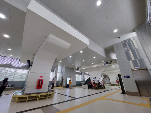 Bumi Sriwijaya Station, 轻轨站 | We provide Indonesia infrastructure map on various property sectors and data. Access property listings, infrastructure developments, news, and valuable transaction data for informed decisions.