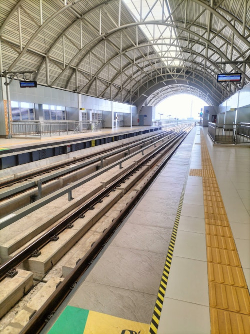 Demang Station, 轻轨站 | We provide Indonesia infrastructure map on various property sectors and data. Access property listings, infrastructure developments, news, and valuable transaction data for informed decisions.