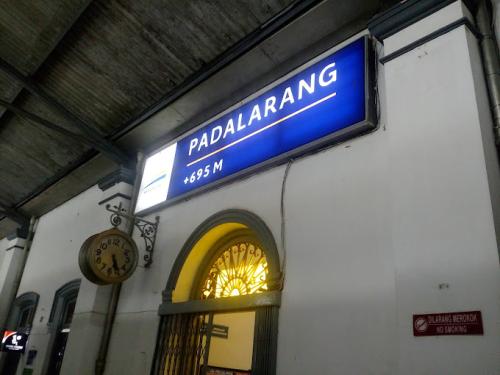 Padalarang Station, 城际站 | We provide Indonesia infrastructure map on various property sectors and data. Access property listings, infrastructure developments, news, and valuable transaction data for informed decisions.