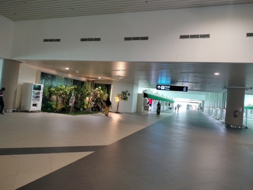 Yogyakarta Airport Station, 机场火车站 | We provide Indonesia infrastructure map on various property sectors and data. Access property listings, infrastructure developments, news, and valuable transaction data for informed decisions.