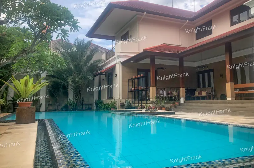 Knight Frank | Luxurious Family Home in Jagakarsa, South Jakarta | Family home in jagakarsa