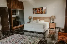 Knight Frank | Luxurious Villa in Bukit Indah Sukajadi, Kelapa Hibrida, Batam | Luxurious Villa in Bukit Indah Sukajadi (thumbnail)