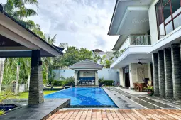 Knight Frank | Luxurious Villa in Bukit Indah Sukajadi, Kelapa Hibrida, Batam | Luxurious Villa in Bukit Indah Sukajadi (thumbnail)