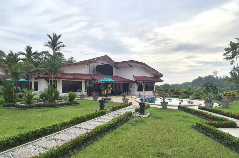 Knight Frank | Luxury Villa - Bukit Harimau, Sekupang, Batam | Luxury Villa - Bukit Harimau