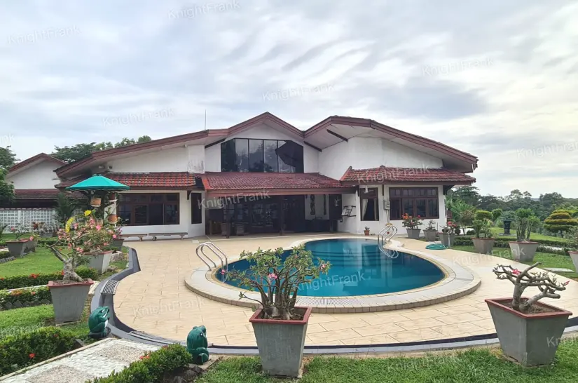 Knight Frank | Luxury Villa - Bukit Harimau, Sekupang, Batam | Luxury Villa - Bukit Harimau