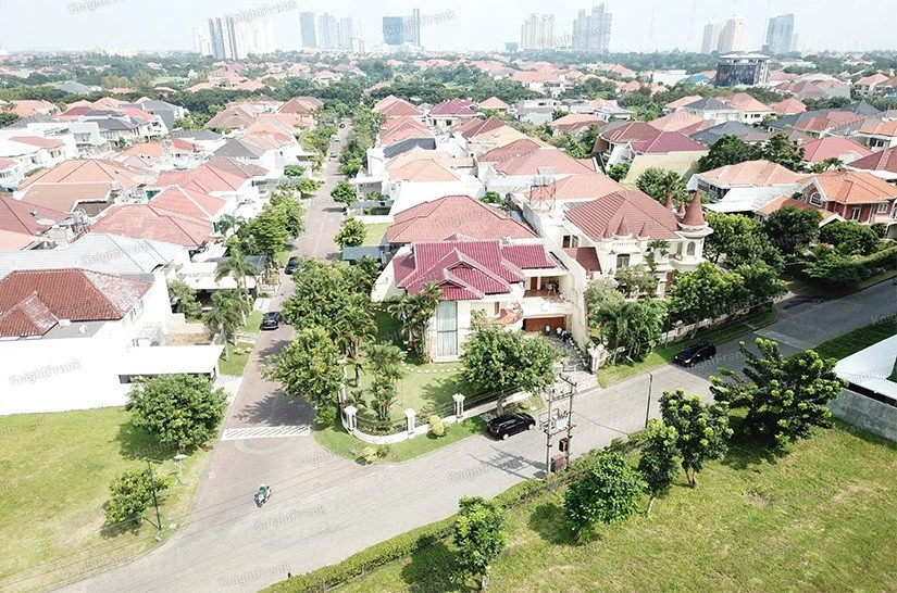 Knight Frank | House in Dukuh Pakis, Surabaya | Photo