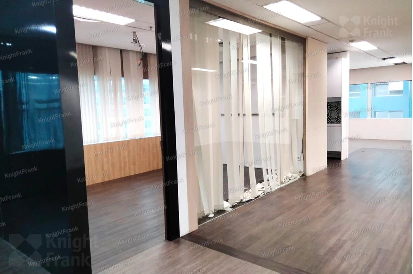 Knight Frank | FiTTED OFFICE at Mayapada Tower 2, Jakarta Pusat | Photo